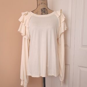 😊 Ruffle Sleeve Top